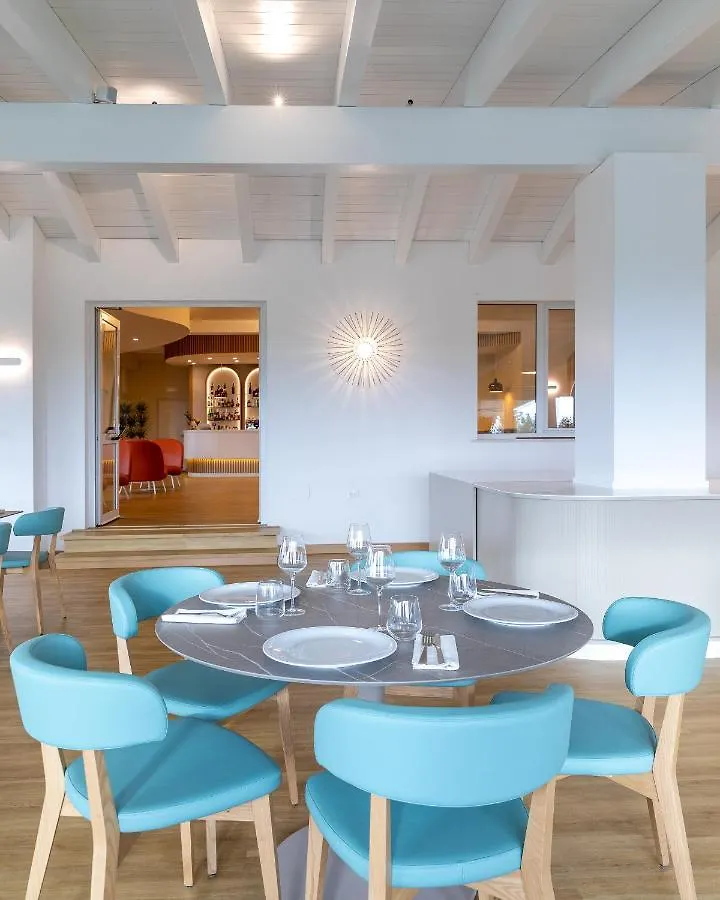 Lu' Hotel Porto Pino SantʼAnna Arresi