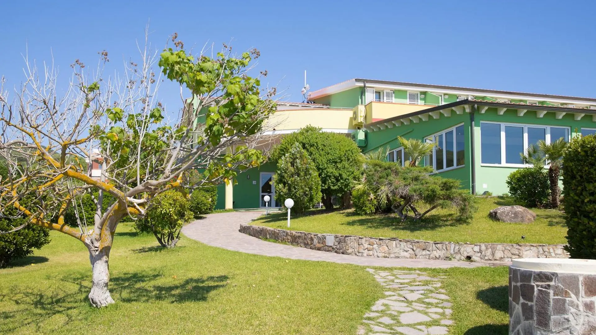 Lu' Hotel Porto Pino 4*, SantʼAnna Arresi Italien