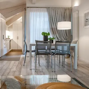 https://residence-lungomare.riccione-hotels.org