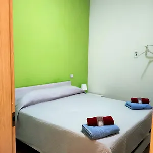 Cta Aeroporto Trasfert Incluso Nocleg ze śniadaniem Katania